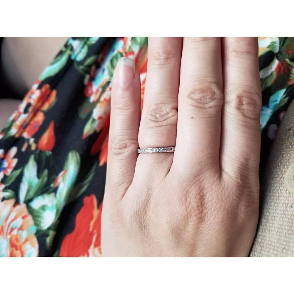 𝅺.925 Sterling Silver Platinum Plated Simulated Diamond 2mm Ring Elegant Band CZ - Picture 8 of 13